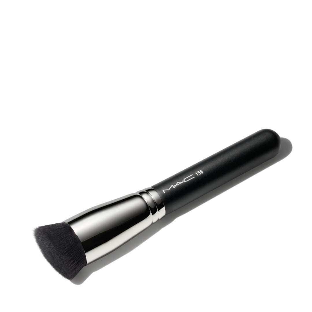 196S Slanted Flat Top Foundation Brush